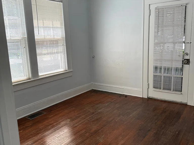 2241 Park Rd #1 — Photo 5