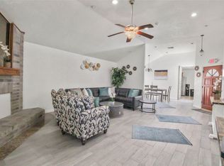 3318 S Greenpark Dr, Houston, TX 77082