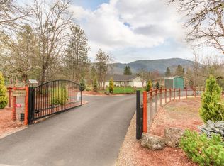 179 Bluegrass Pl, Grants Pass, OR