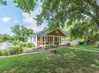 105 Newfound Rd, Asheville, NC 28806