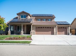 1678 Big Sur Dr, Lemoore, CA 93245
