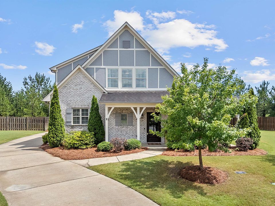 1st image of 1073 Evan Cir