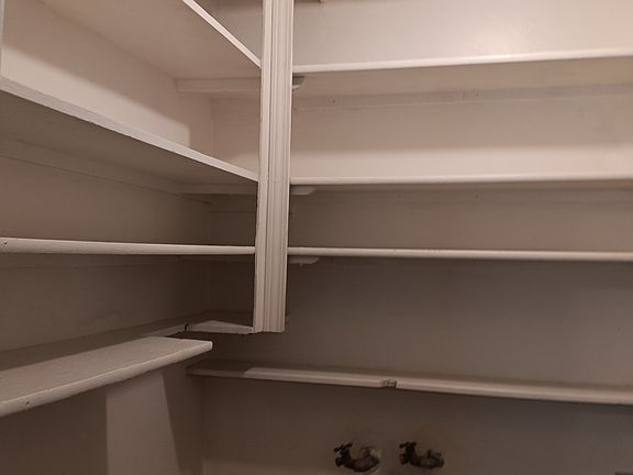 2nd image of 823 El Terino Ave #823