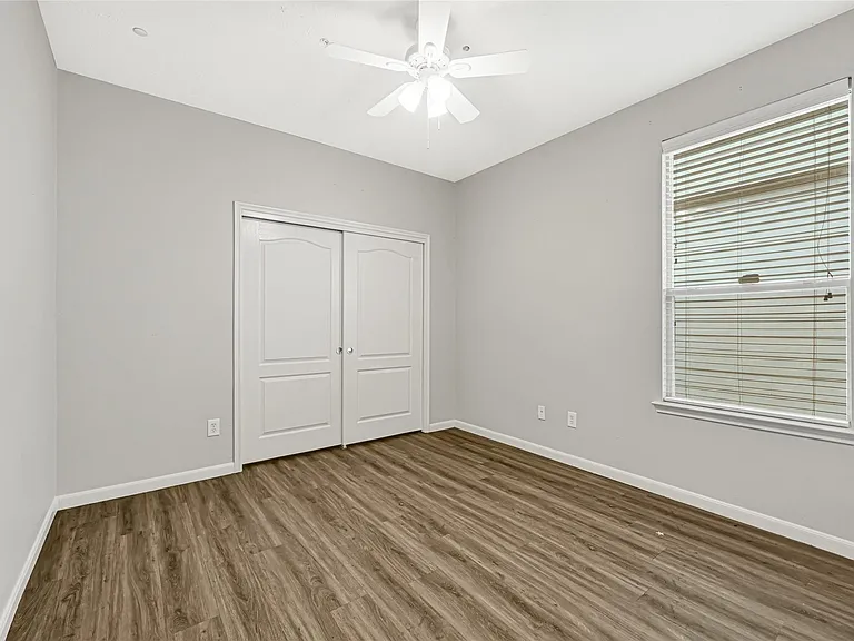 17255 Lafayette Hollow Ln — Photo 12