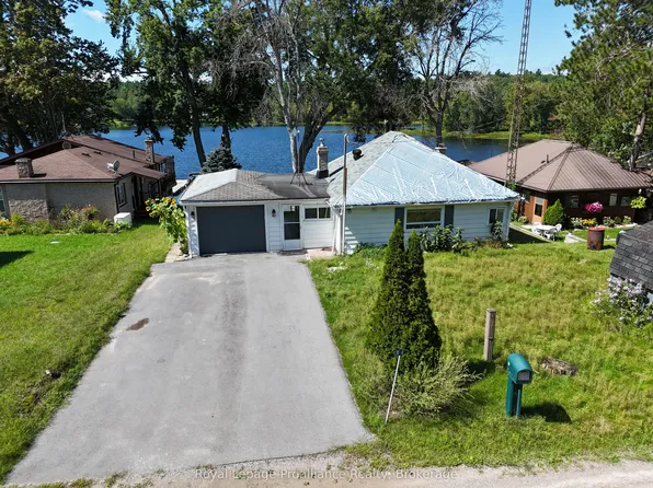 24 Cosy Cove Ln, Tweed, ON K0K 3J0