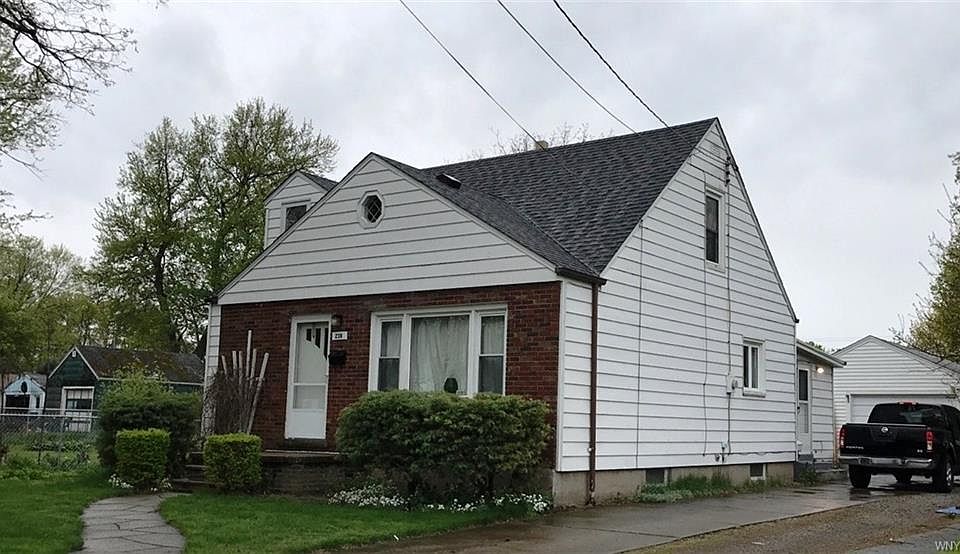 2nd image of 230 66th St