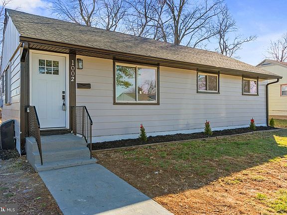 4th image of 1002 7th St