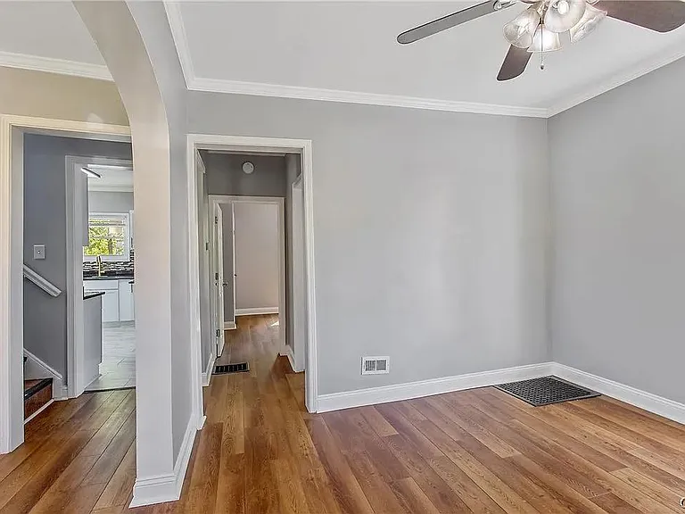 203 Maple St #ST1 — Photo 5
