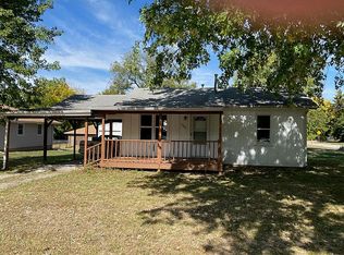 19990 W 198th St, Spring Hill, KS 66083