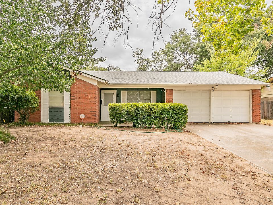 1st image of 7412 Meadowcrest Dr