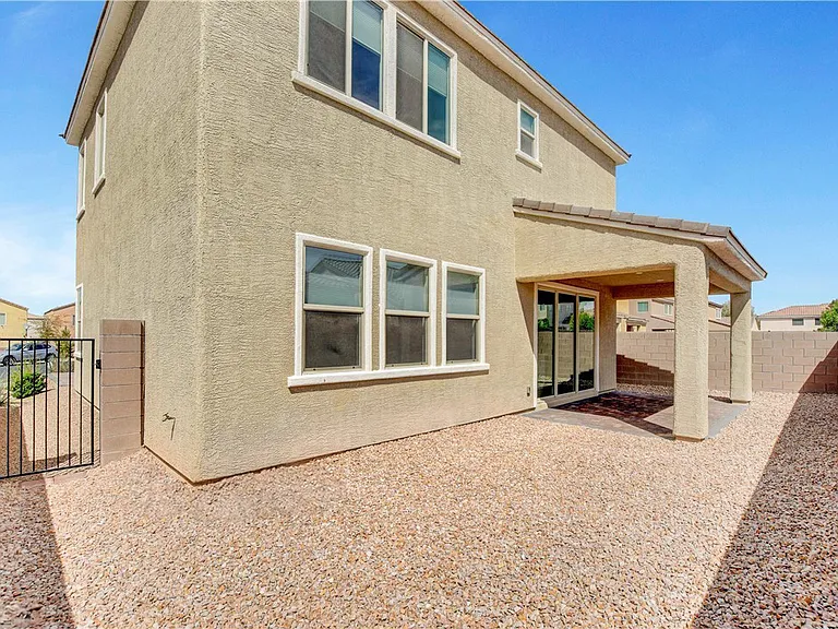 237 Zenobia Ct — Photo 41