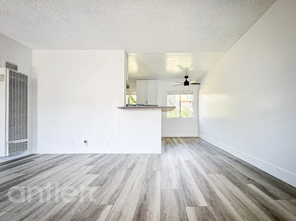 631 N Cerritos Ave, Azusa, CA