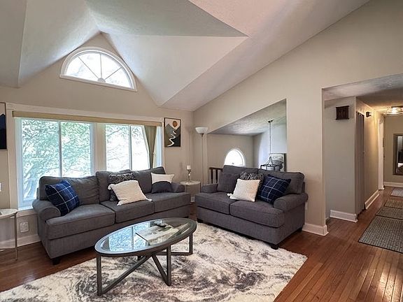 4th image of 1269 Windmill Ln