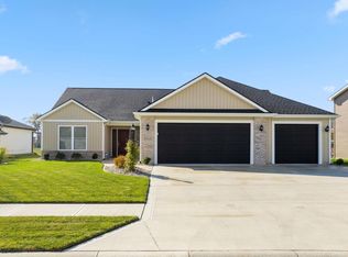 10622 Fieldlight Blvd, Fort Wayne, IN 46835