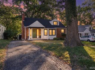 216 S Hartnett Ave, Saint Louis, MO 63135
