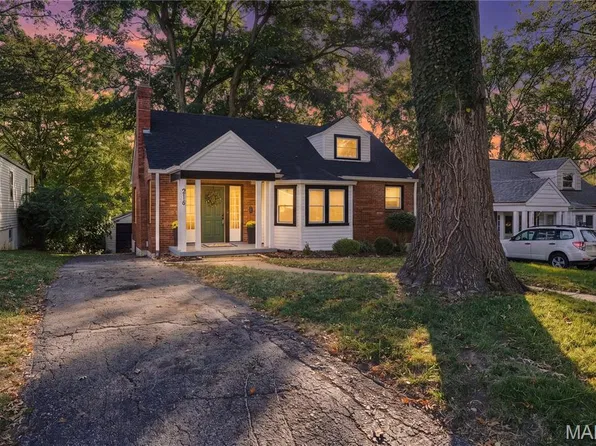216 S Hartnett Ave, Saint Louis, MO 63135
