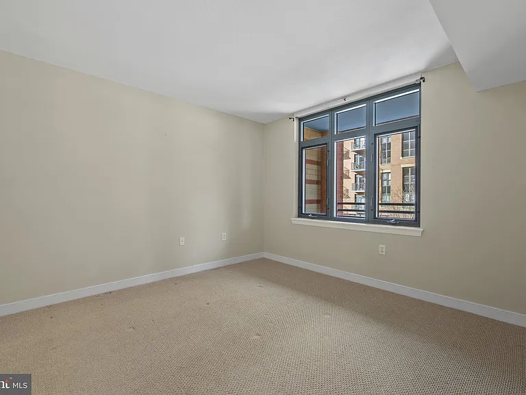 1117 10th St NW #302 — Photo 18