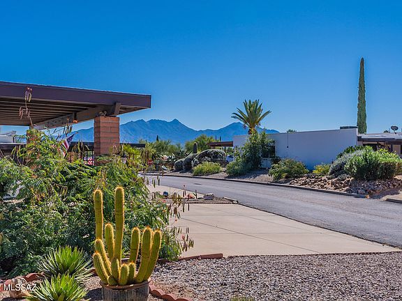 2nd image of 394 W Calle De Las Flores