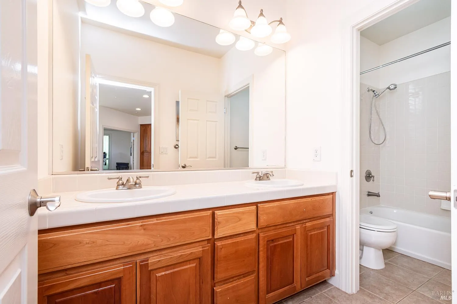 920 2nd Street E - Photo 11