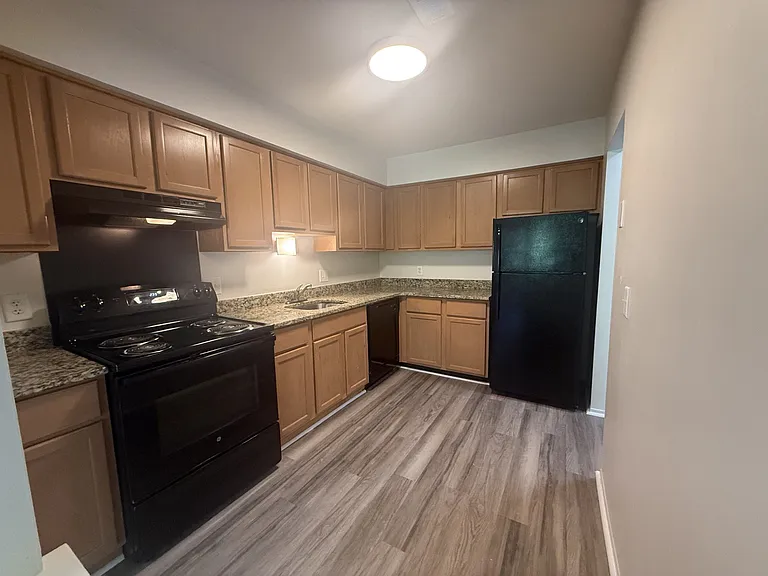 Franklin River Apartments — Photo 72