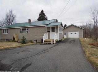 12 Montgomery St, Presque Isle, ME 04769