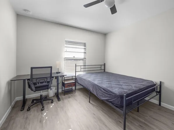 (undisclosed Address), Cape Coral, FL 33993