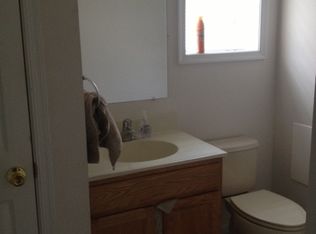 3 Terry Ln, Newark, DE 19711