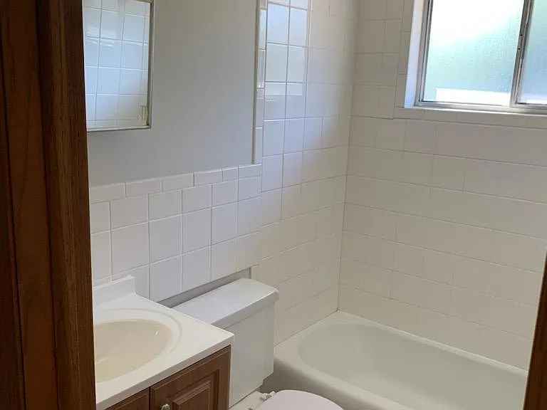 126 N Washington St — Photo 7
