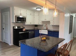 102 S 13th Ave, Beech Grove, IN 46107