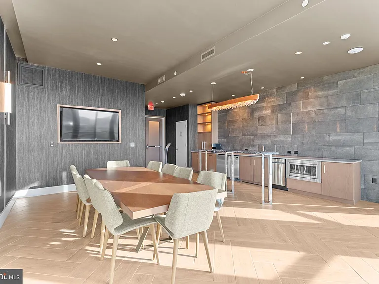 7887 Jones Branch Dr #1503 — Photo 27