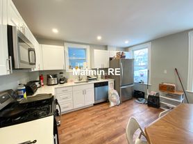 172 Saint Alphonsus St