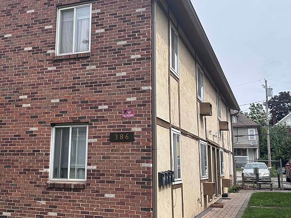 3rd image of 386 E 16th Ave APT D