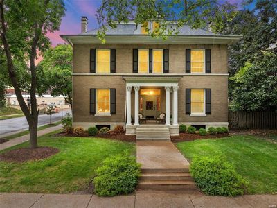 4397 Westminster Pl, Saint Louis, MO, 63108