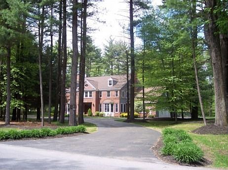 300' Circular Driveway
