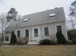 7 Sunset Ln, West Dennis, MA 02670