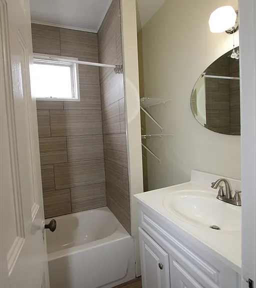 122 Elm St #D — Photo 12