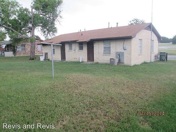 2nd image of 1601 N W S Young Dr APT A