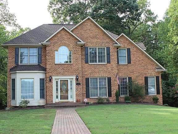 3rd image of 144 Updike Pl