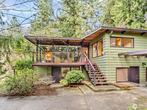 18220 29th Place NE, Lake Forest Park, WA 98155