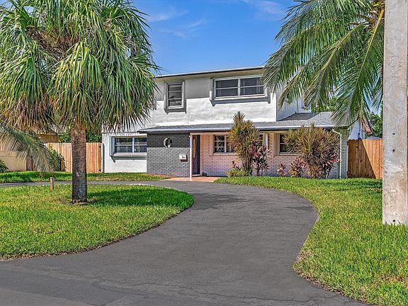 2nd image of 731 NE 13th Avenue