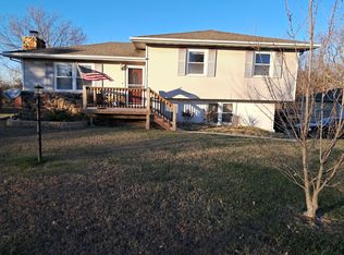 512 Northview Cir E, Fair Grove, MO 65648