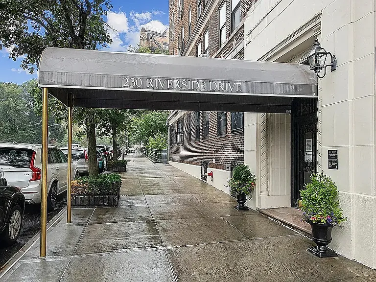 230 Riverside Dr #10M — Photo 14