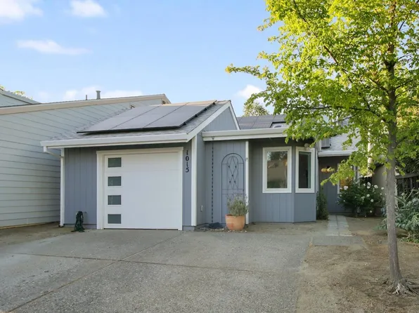 1015 Pamplona Ave, Davis, CA 95616