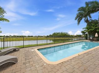 851 Edgebrook Ln, West Palm Beach, FL 33411