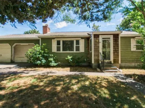 89 Islington Ave, Portsmouth, RI 02871