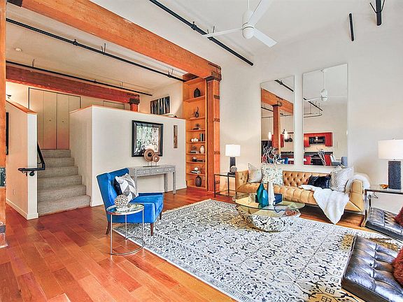 5th image of 461 2nd St APT 218
