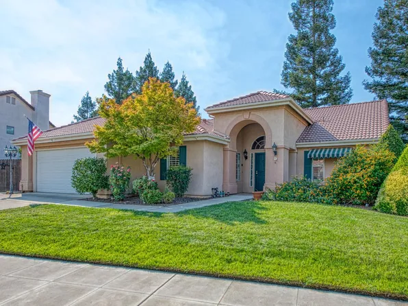1811 E Oak Haven Dr, Fresno, CA 93730