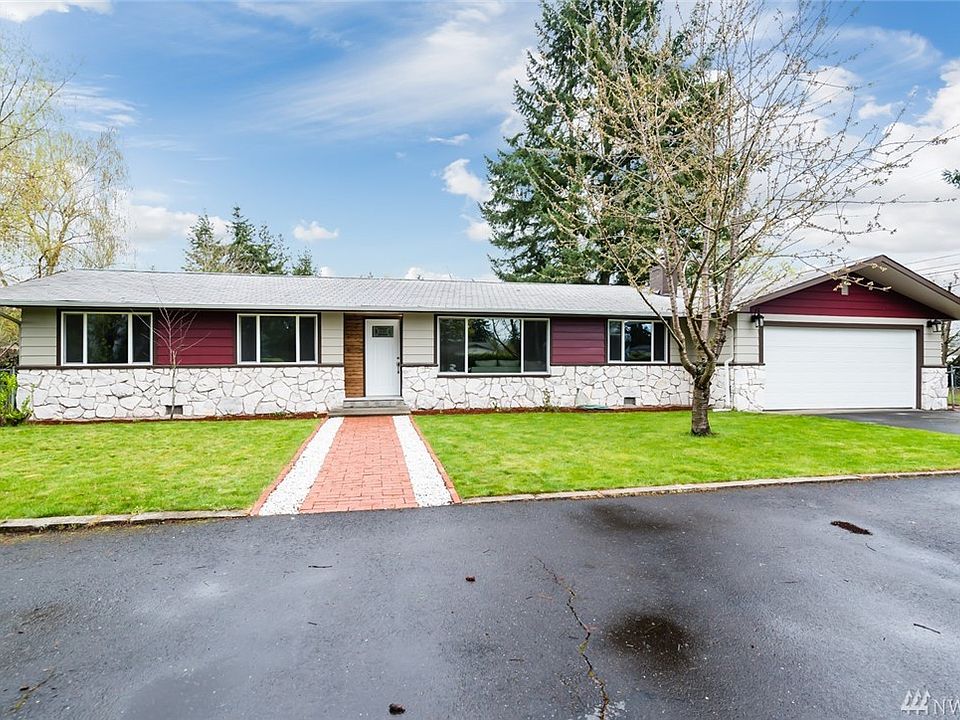 1st image of 17917 40th Ave E