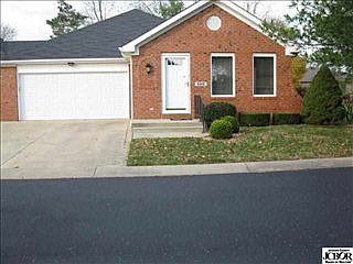 1st image of 900 Grant Dr