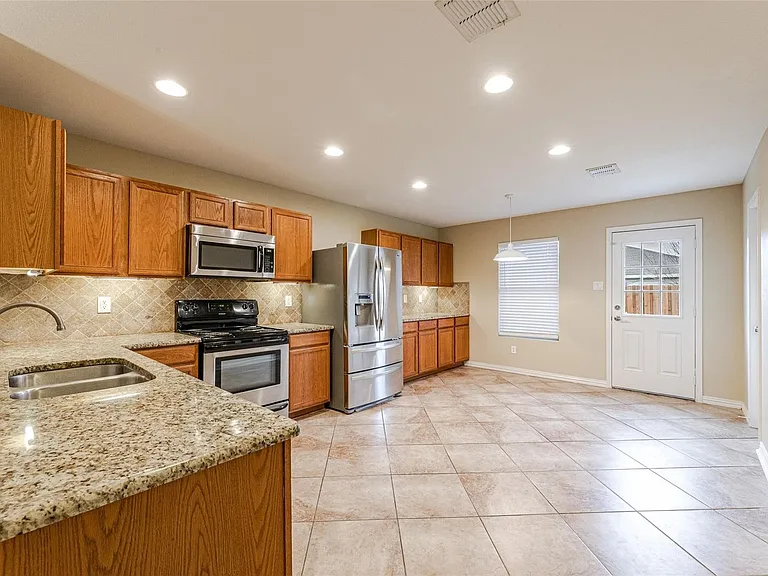 9013 Fremont Trl — Photo 9